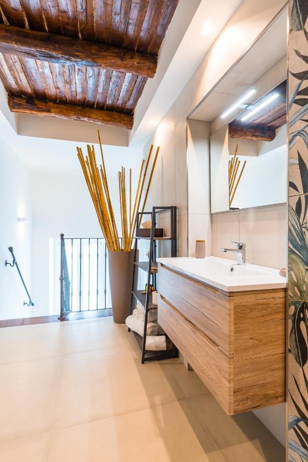 Residenza Partanna By Napoliapartments المظهر الخارجي الصورة