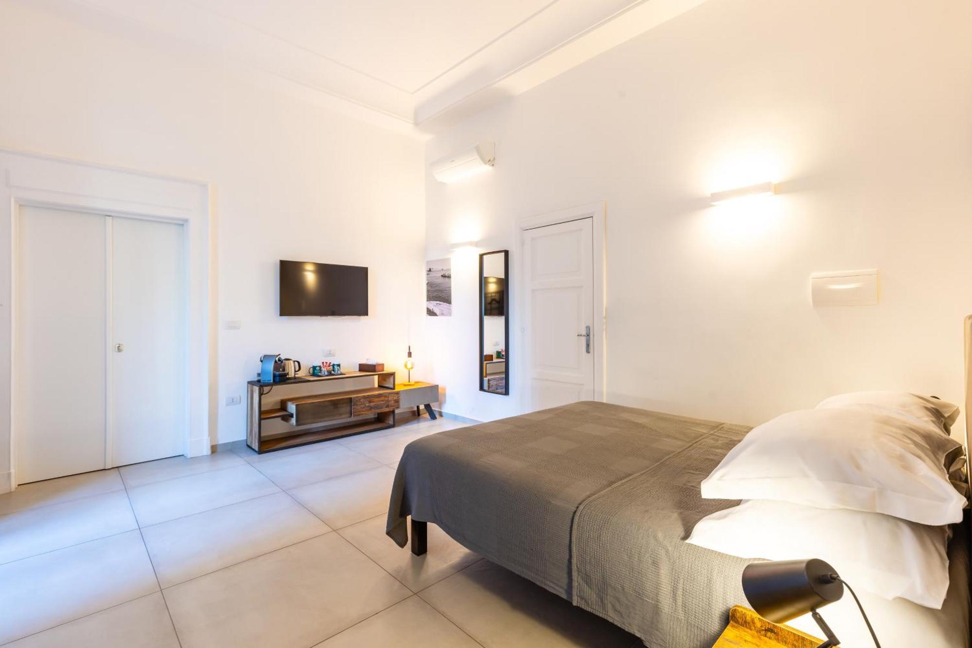 Residenza Partanna By Napoliapartments المظهر الخارجي الصورة